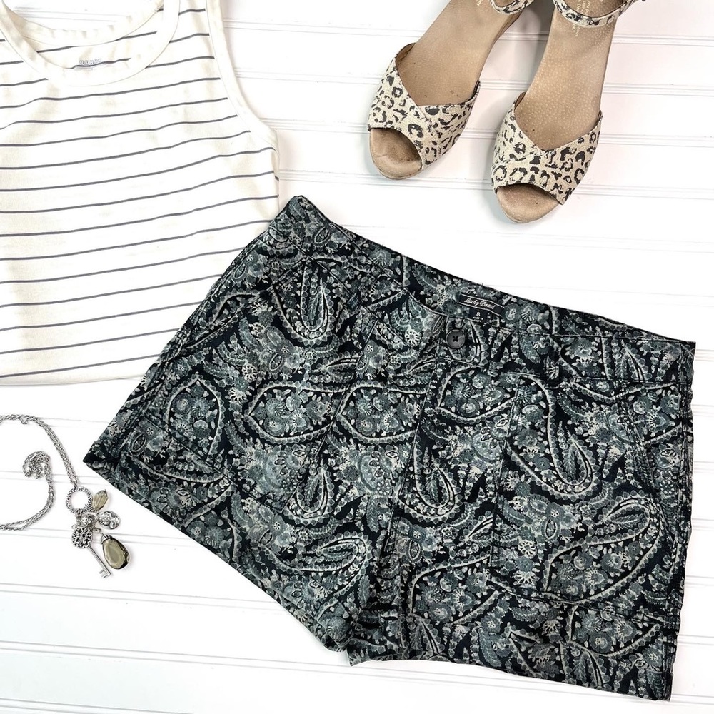 Lucky Brand Paisley Short | size 8